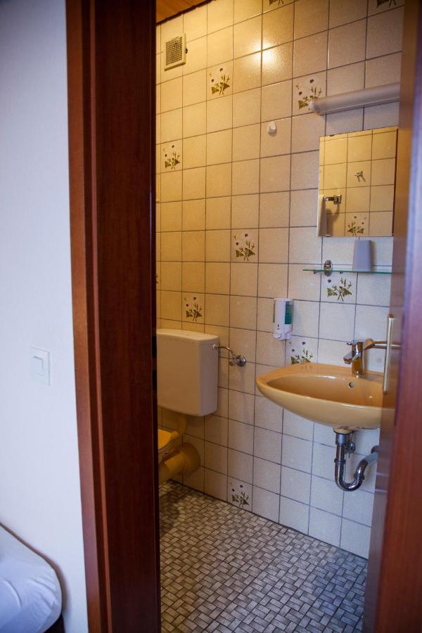 Gaestehaus Haeuser Linden  Exteriér fotografie